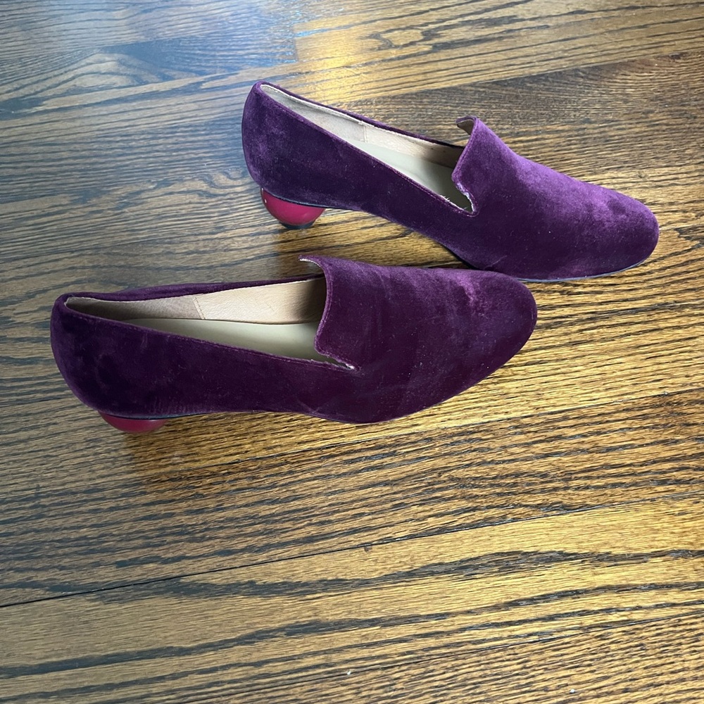 Purple Velvet Flats with Sleek Silhouette